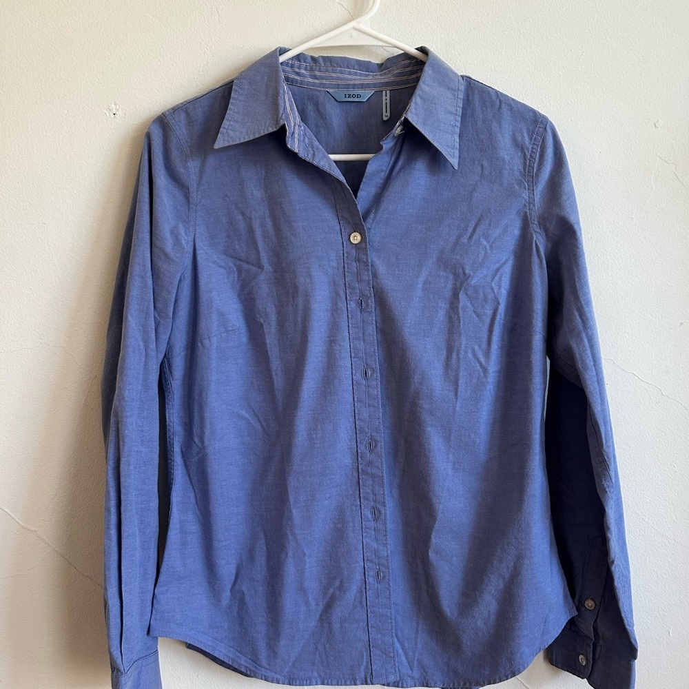 *Excellent Pre-Owned* Izod Women's Classic Blue Button-Down Shirt